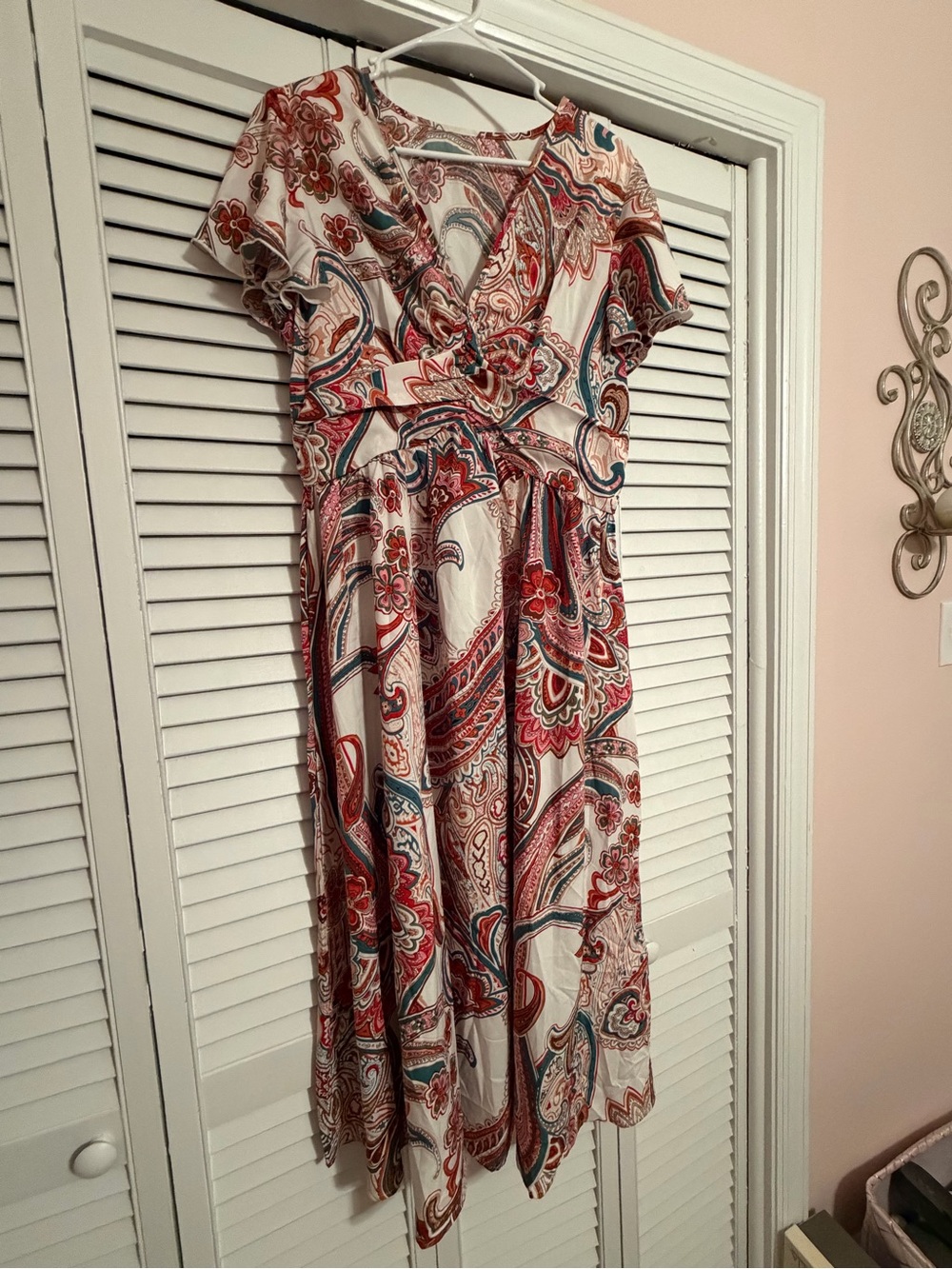 Cupshe Cream Midi Dress with Red and Teal Paisley Print